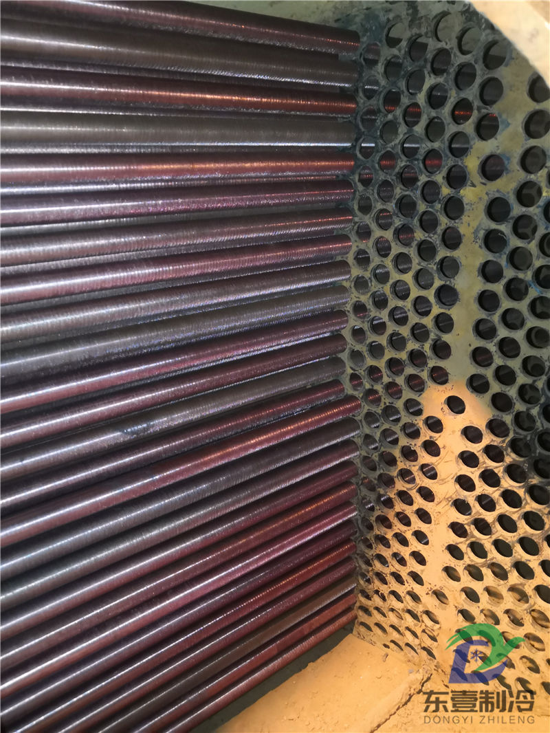 青海螺桿式冷水機(jī)組銅管更換